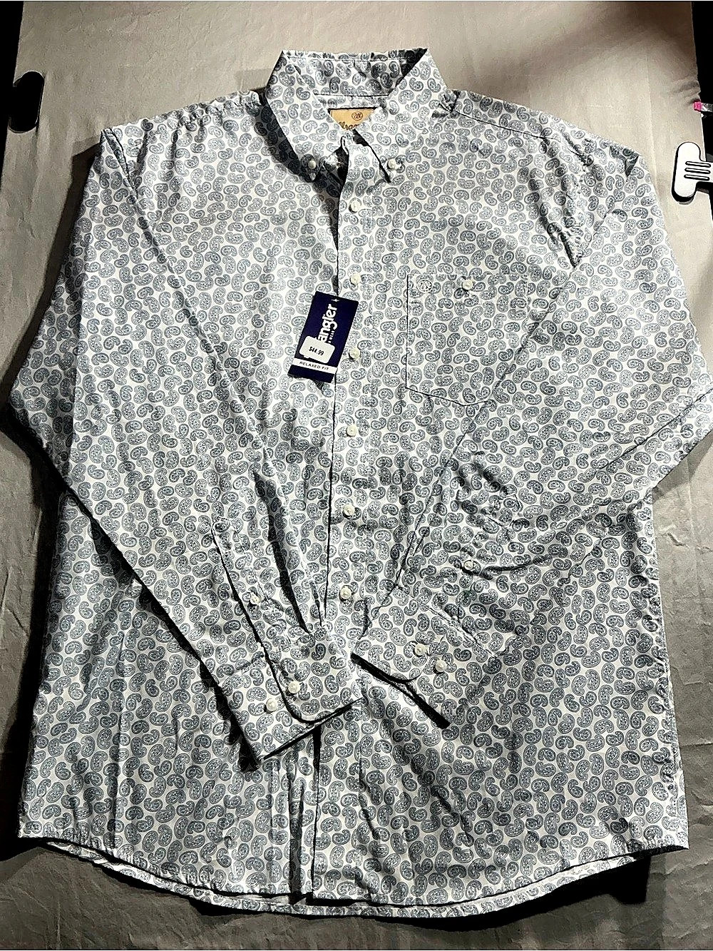Wrangler Relaxed Fit Paisley Lyocell Button Down Medium NWT